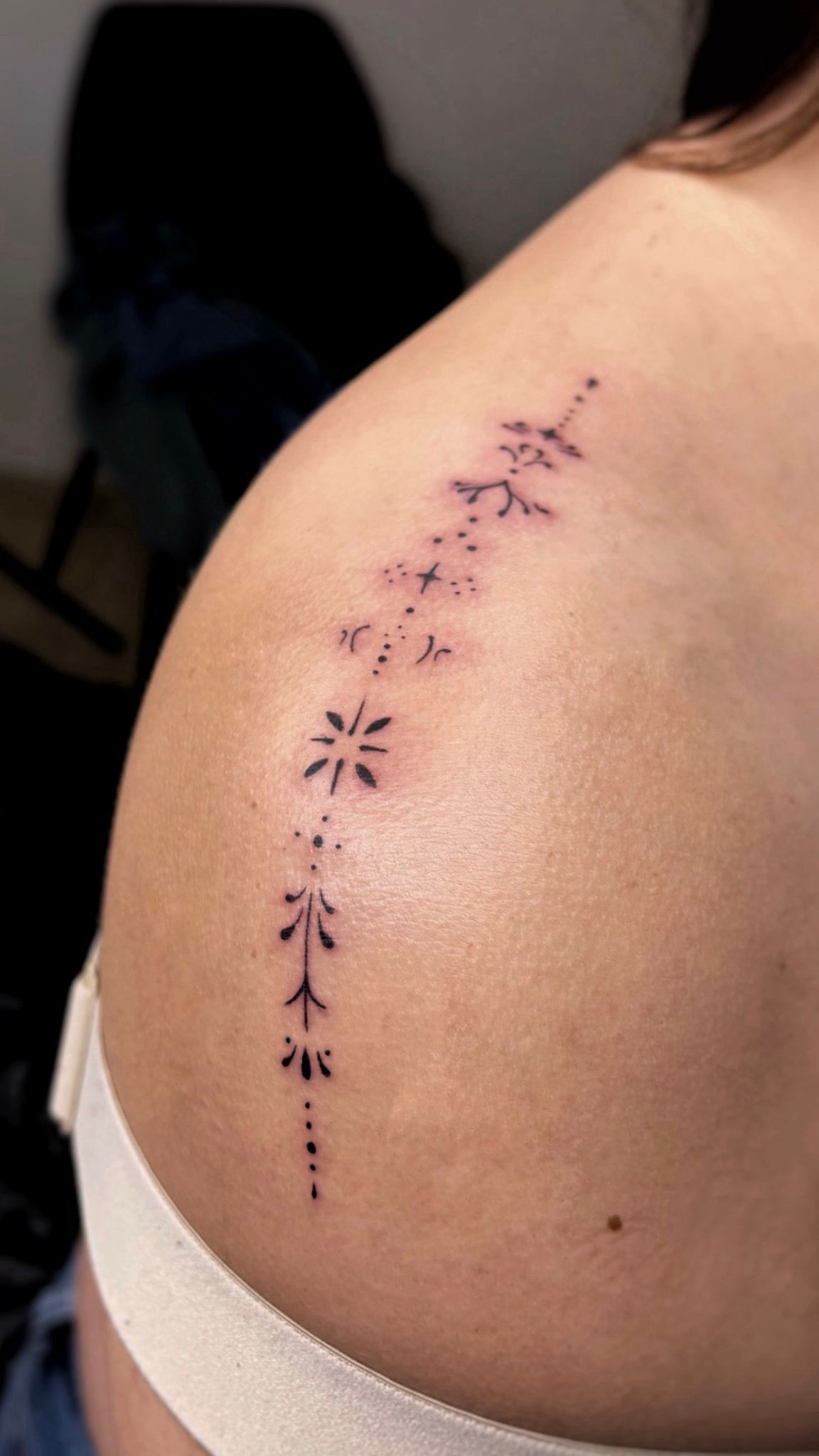 Rücken Ornament Tattoo